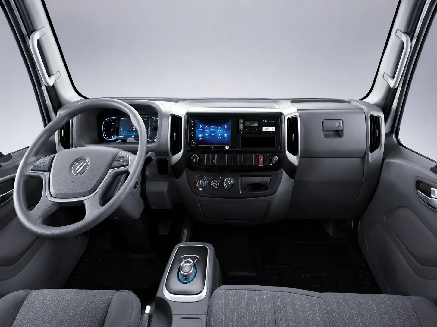 E Aumark centre console with the electronic gear handle