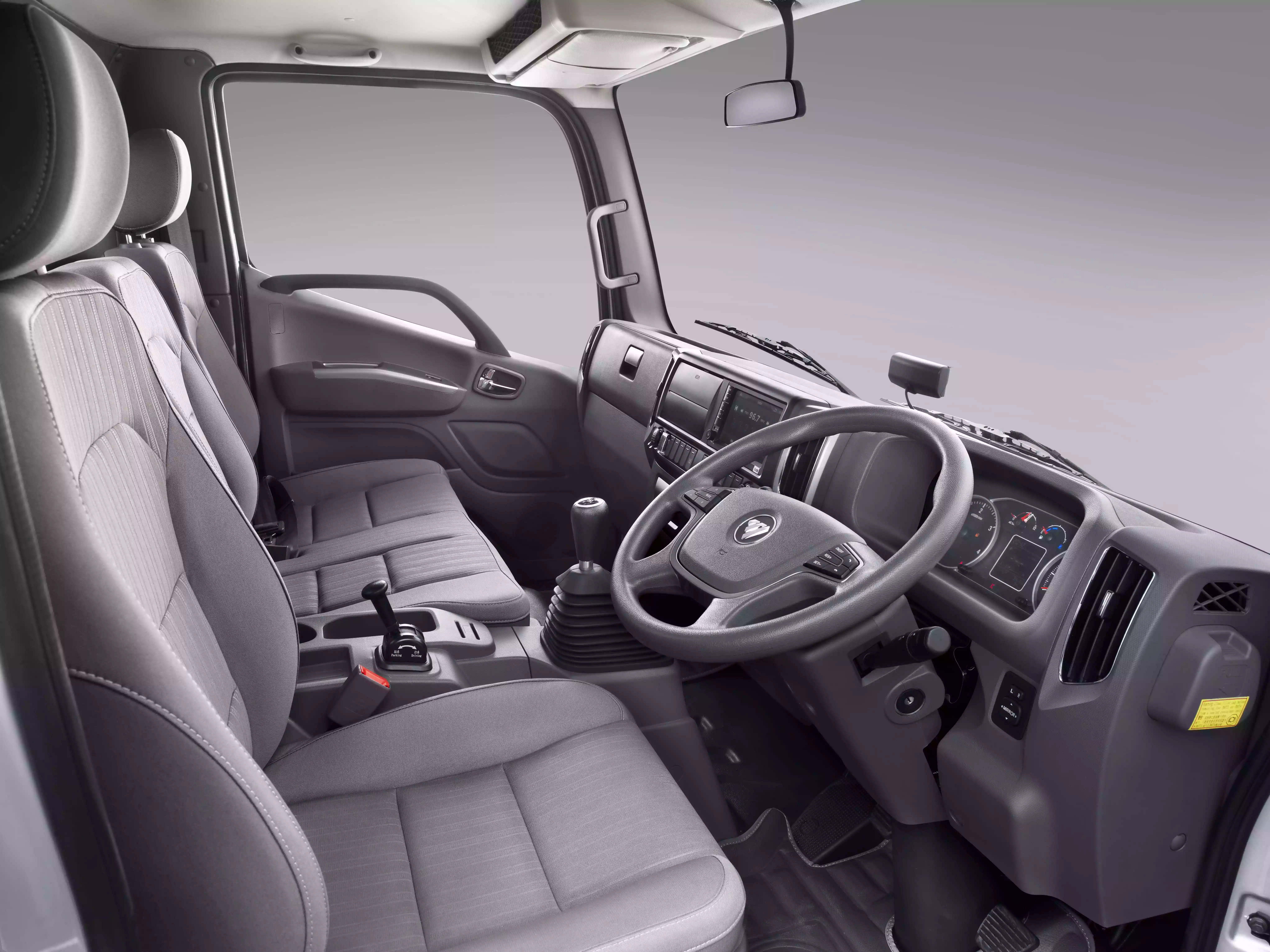 Aumark S rear cabin seats and leather trim